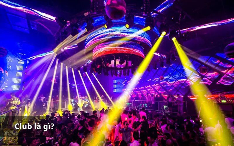 B&iacute; k&iacute;p quẩy bar hết cỡ tại Infinity Night Bar